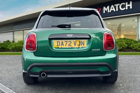 DA72VJN Mini Hatch 1.5 Cooper Classic Steptronic Euro 6 (s/s) 5dr Thumbnail #5