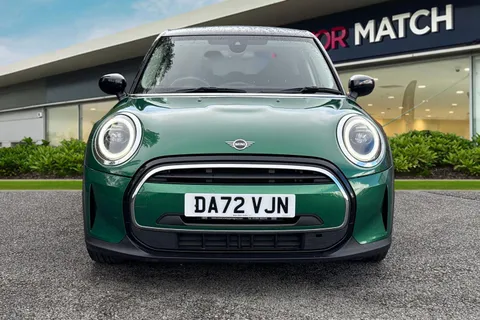 DA72VJN Mini Hatch 1.5 Cooper Classic Steptronic Euro 6 (s/s) 5dr Thumbnail #6