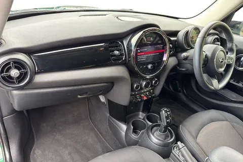 DA72VJN Mini Hatch 1.5 Cooper Classic Steptronic Euro 6 (s/s) 5dr Thumbnail #9