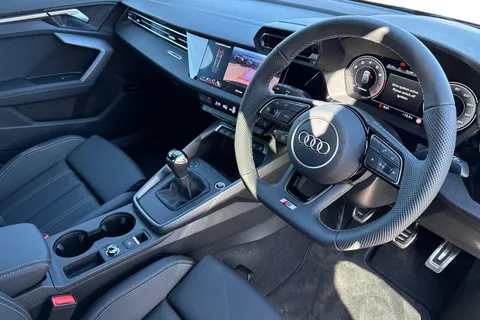 Audi A3 1.5 TFSI 35 Black Edition Sportback Euro 6 (s/s) 5dr Thumbnail #8