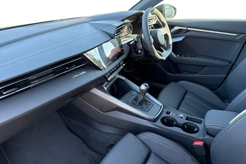 Audi A3 1.5 TFSI 35 Black Edition Sportback Euro 6 (s/s) 5dr Thumbnail #9