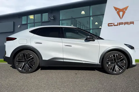 KY25GZA CUPRA Tavascan 77kWh VZ2 SUV Coupe Auto 4Drive 5dr Thumbnail #4