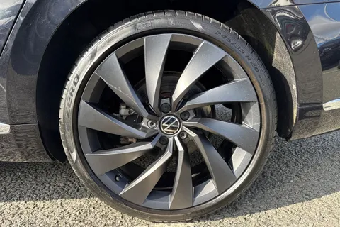 WM21LJZ Volkswagen Arteon 2.0 TDI R-Line 5dr DSG ⭐20' 'Rosario Alloys', IQ.Light, Heads Up, DCC⭐ Thumbnail #11