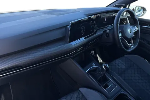 CX22OMO Volkswagen Golf 1.5 TSI 150 R-Line 5dr **18' BERGAMO ALLOYS, HARMON KARDON, WINTER PK** Thumbnail #9