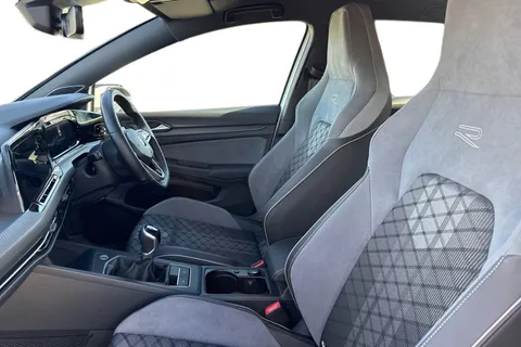 CX22OMO Volkswagen Golf 1.5 TSI 150 R-Line 5dr **18' BERGAMO ALLOYS, HARMON KARDON, WINTER PK** Thumbnail #11