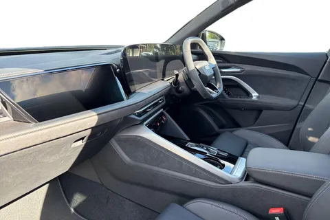 Audi SQ5 3.0 TFSI S Edition 1 Sportback S Tronic quattro Euro 6 (s/s) 5dr Thumbnail #9
