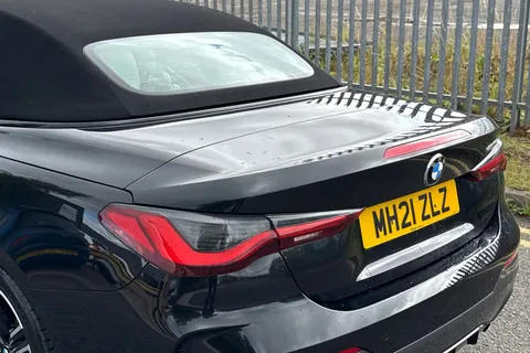 MH21ZLZ BMW 4 Series 2.0 420i M Sport Auto Euro 6 (s/s) 2dr Thumbnail #8