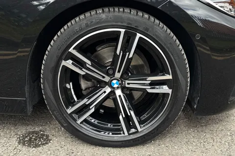 MH21ZLZ BMW 4 Series 2.0 420i M Sport Auto Euro 6 (s/s) 2dr Thumbnail #10