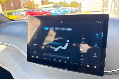 18 of 60 for BYD DOLPHIN SURF 65kW Active 30kWh 5dr Auto