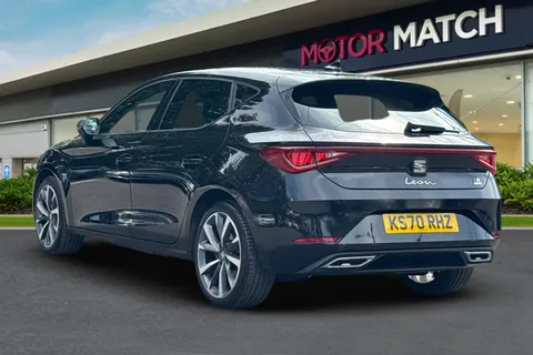 KS70RHZ SEAT Leon 1.4 eHybrid 12.8kWh FR Sport DSG Euro 6 (s/s) 5dr Thumbnail #3