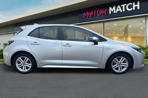 AE70XZV Toyota Corolla 1.8 VVT-h Icon Tech CVT Euro 6 (s/s) 5dr Thumbnail #4