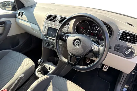 KY65XND Volkswagen Polo 1.4 TDI BlueMotion Tech SE Design Euro 6 (s/s) 5dr Thumbnail #8