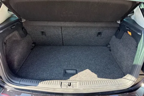 KY65XND Volkswagen Polo 1.4 TDI BlueMotion Tech SE Design Euro 6 (s/s) 5dr Thumbnail #10