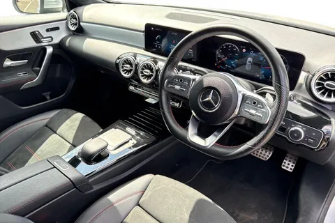 DX70ONJ Mercedes-Benz A Class 1.3 A180 AMG Line (Premium Plus 2) 7G-DCT Euro 6 (s/s) 5dr Thumbnail #7