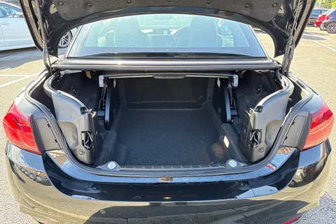 YJ69KNF BMW 4 Series 2.0 420d M Sport Auto Euro 6 (s/s) 2dr Thumbnail #10