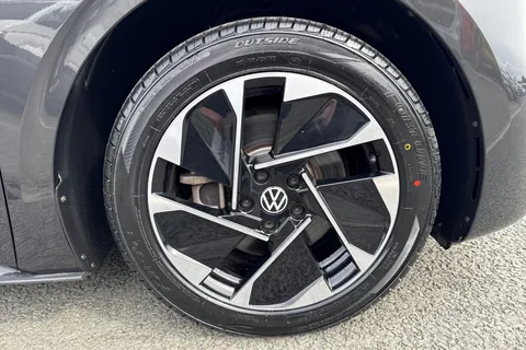 CY72AUF Volkswagen ID.3 150kW Life Pro Performance 58kWh 5dr Auto ⭐18' East derry alloy⭐ Thumbnail #7