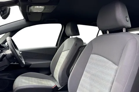 CY72AUF Volkswagen ID.3 150kW Life Pro Performance 58kWh 5dr Auto ⭐18' East derry alloy⭐ Thumbnail #11