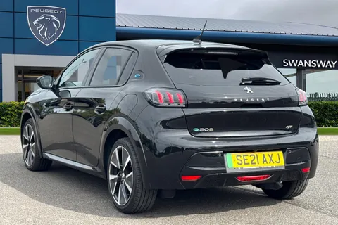 SE21AXJ PEUGEOT e-208 50kWh GT Auto 5dr Thumbnail #3