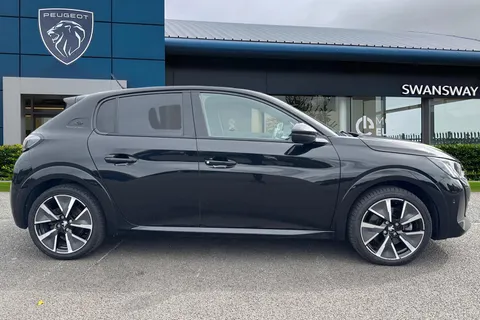 SE21AXJ PEUGEOT e-208 50kWh GT Auto 5dr Thumbnail #4