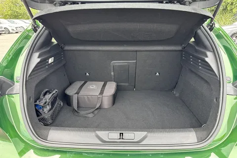 DC72LVE PEUGEOT 308 1.6 12.4kWh GT Premium e-EAT Euro 6 (s/s) 5dr Thumbnail #7