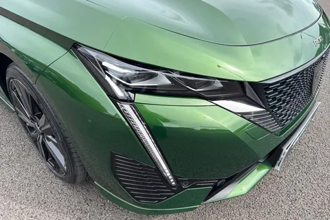 DC72LVE PEUGEOT 308 1.6 12.4kWh GT Premium e-EAT Euro 6 (s/s) 5dr Thumbnail #9