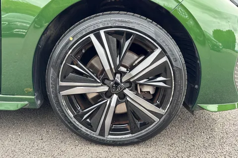 DC72LVE PEUGEOT 308 1.6 12.4kWh GT Premium e-EAT Euro 6 (s/s) 5dr Thumbnail #10