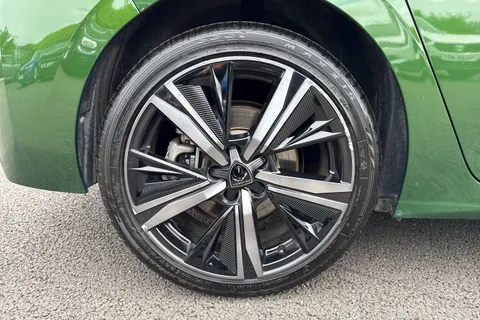 DC72LVE PEUGEOT 308 1.6 12.4kWh GT Premium e-EAT Euro 6 (s/s) 5dr Thumbnail #11