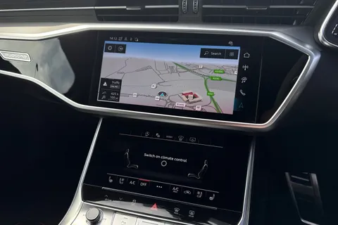 11 of 66 for AUDI RS6 RS 6 TFSI Quattro Performance 5dr Tiptronic