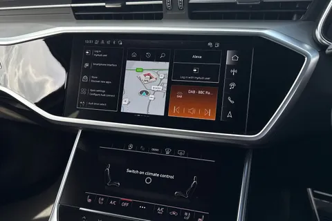 24 of 66 for AUDI RS6 RS 6 TFSI Quattro Performance 5dr Tiptronic