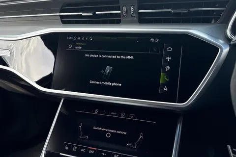 32 of 66 for AUDI RS6 RS 6 TFSI Quattro Performance 5dr Tiptronic