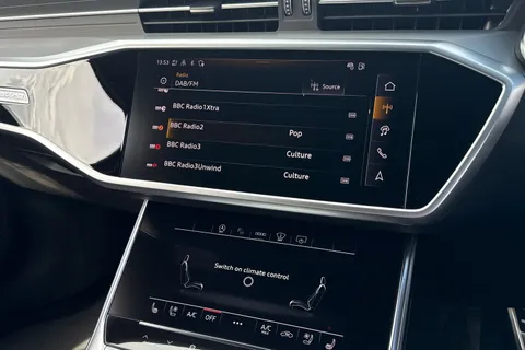 34 of 66 for AUDI RS6 RS 6 TFSI Quattro Performance 5dr Tiptronic