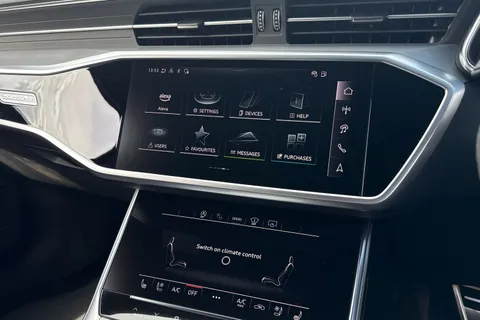 35 of 66 for AUDI RS6 RS 6 TFSI Quattro Performance 5dr Tiptronic