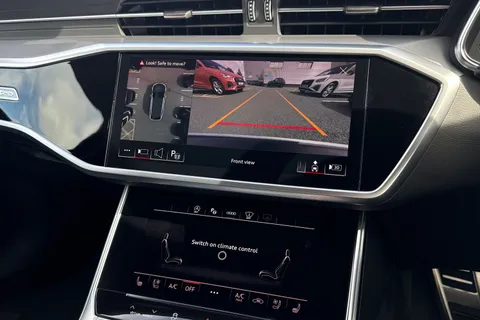 44 of 66 for AUDI RS6 RS 6 TFSI Quattro Performance 5dr Tiptronic