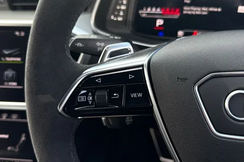 52 of 66 for AUDI RS6 RS 6 TFSI Quattro Performance 5dr Tiptronic