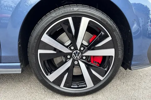 Volkswagen Golf 1.5 TSI eHybrid 19.7kWh GTE DSG Euro 6 (s/s) 5dr Thumbnail #10