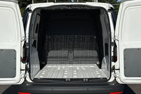 PF74MPU Volkswagen Caddy 1.5 TSI 114PS Commerce Van Thumbnail #7