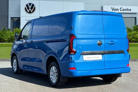 DF25BPV Volkswagen Transporter 160kW 65kWh Commerce Pro Van Auto Thumbnail #3