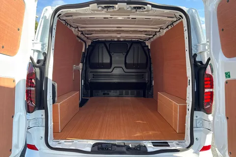 DF25JZT Volkswagen E-Transporter 100kW 65kWh Commerce Plus Van Auto Thumbnail #7