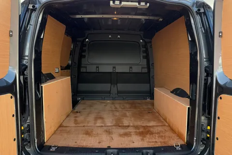 DG24NSU Volkswagen Caddy 2.0 TDI 102PS Commerce Pro Van Thumbnail #10