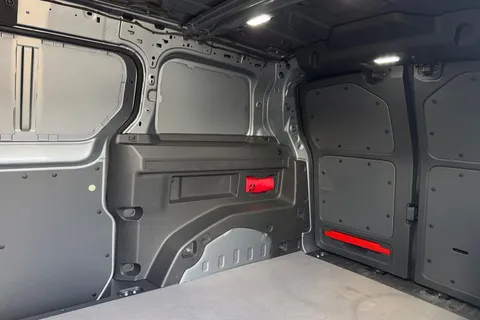 ML74ZRG Volkswagen Id. Buzz Cargo 210kW Commerce 79kWh Auto Thumbnail #14