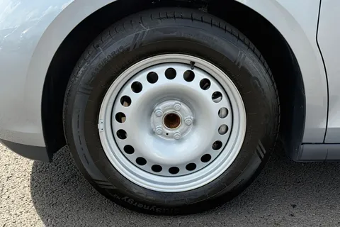 ML74ZRG Volkswagen Id. Buzz Cargo 210kW Commerce 79kWh Auto Thumbnail #22