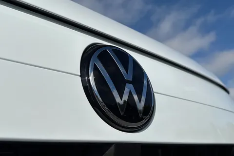 DF25JZT Volkswagen E-Transporter 100kW 65kWh Commerce Plus Van Auto Thumbnail #26