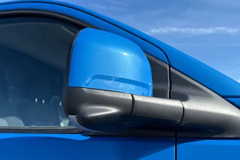 DF25BPV Volkswagen Transporter 160kW 65kWh Commerce Pro Van Auto Thumbnail #27