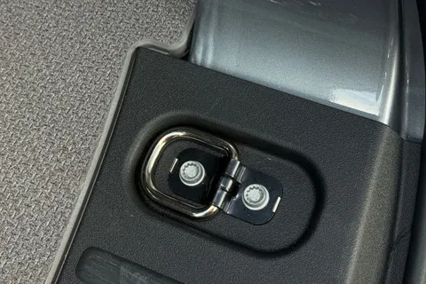 ML74ZRG Volkswagen Id. Buzz Cargo 210kW Commerce 79kWh Auto Thumbnail #32