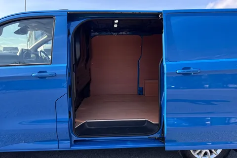 DF25BPV Volkswagen Transporter 160kW 65kWh Commerce Pro Van Auto Thumbnail #30