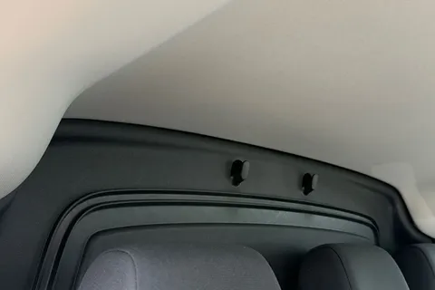 ML74ZRG Volkswagen Id. Buzz Cargo 210kW Commerce 79kWh Auto Thumbnail #35