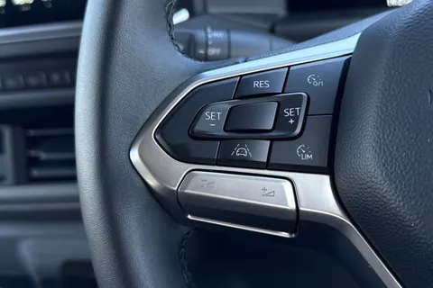 DF25JZT Volkswagen E-Transporter 100kW 65kWh Commerce Plus Van Auto Thumbnail #35