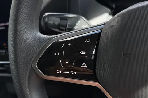 ML74ZRG Volkswagen Id. Buzz Cargo 210kW Commerce 79kWh Auto Thumbnail #38