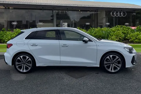 PX25WRG Audi A3 S line 35 TFSI  150 PS S tronic Thumbnail #4