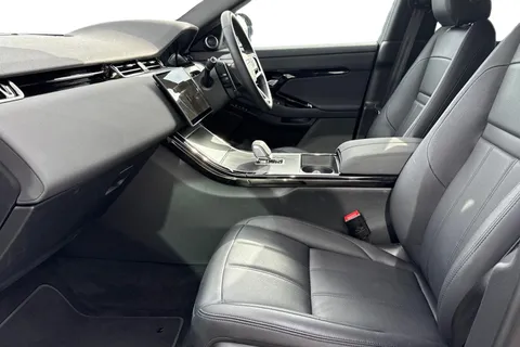 DY25MKJ Land Rover Range Rover Evoque 1.5 P270e Dynamic SE 5dr Thumbnail #4